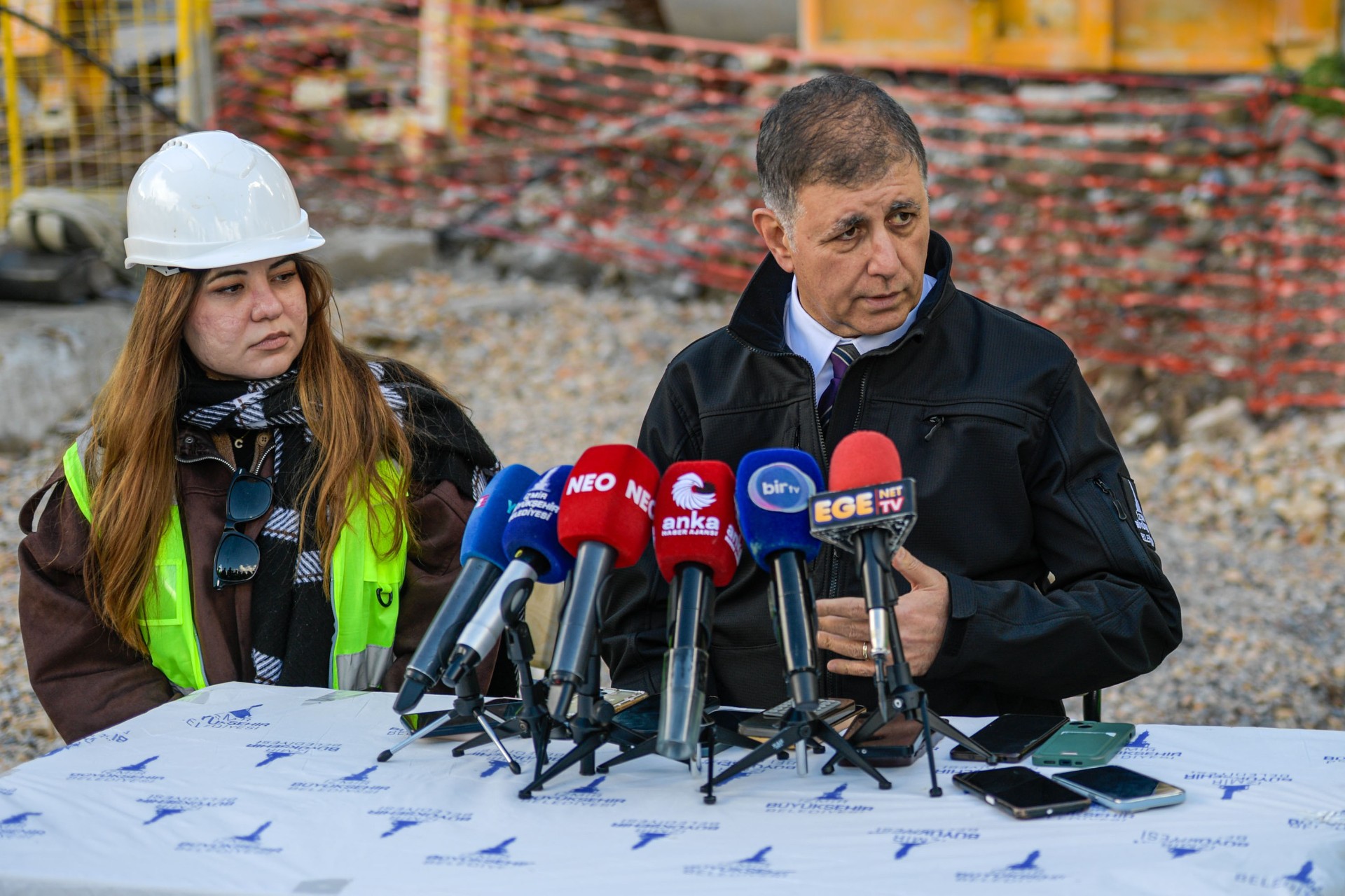 Başkan Tugay: Bekleyen altyapı kredileri İzmir’in canını yakıyor - 8e2ca3d7-47fd-4e75-0bfa-08de6009863a