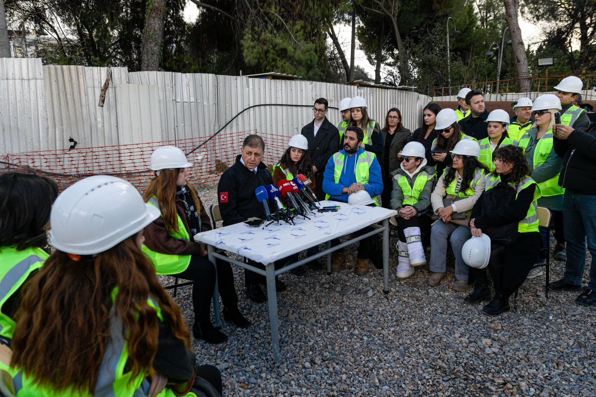 Başkan Tugay: Bekleyen altyapı kredileri İzmir’in canını yakıyor